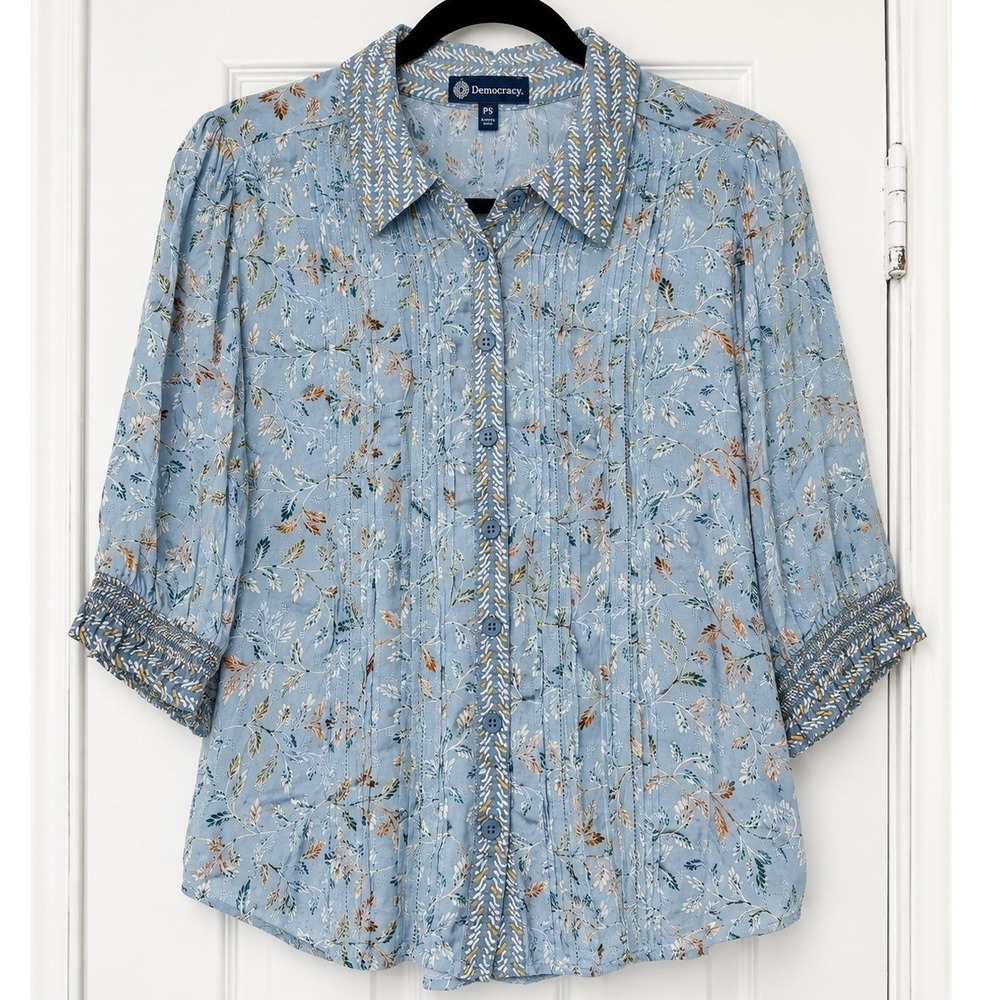Democracy Blue Floral Pintuck Button Front Rayon Blouse Smocked Sleeve Small P - Picture 2 of 6